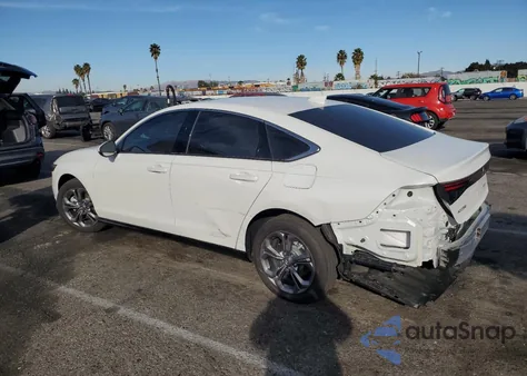 2024 Honda Accord Hybrid Ex-L z USA, uszkodzony, nr VIN 1HGCY2F60RA055389